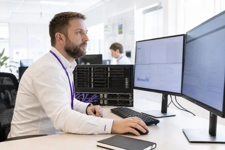 Dedicated Server for Media Streaming – Encoding, CDN Origin, and Scale