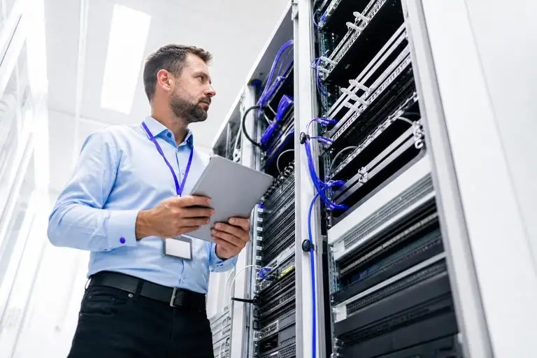 Dedicated Server Provisioning Models – Instant, Custom, or Colo