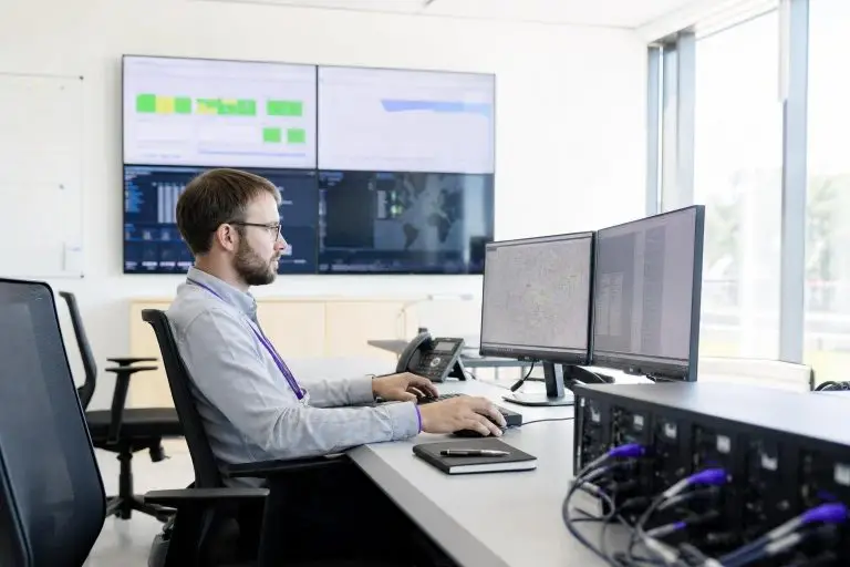 What Is a Dedicated Server – How It Works and Who Needs One